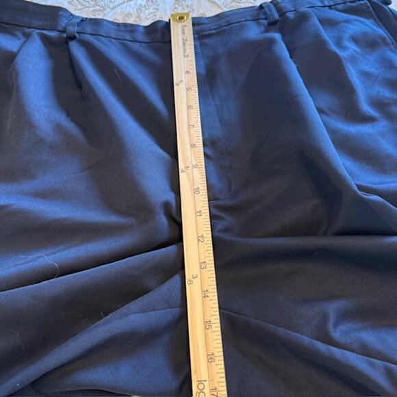 Haggar Cool 18 Flat Front Shorts Size 46 Navy Blue Expandable Waist Quick Dry - Picture 7 of 11